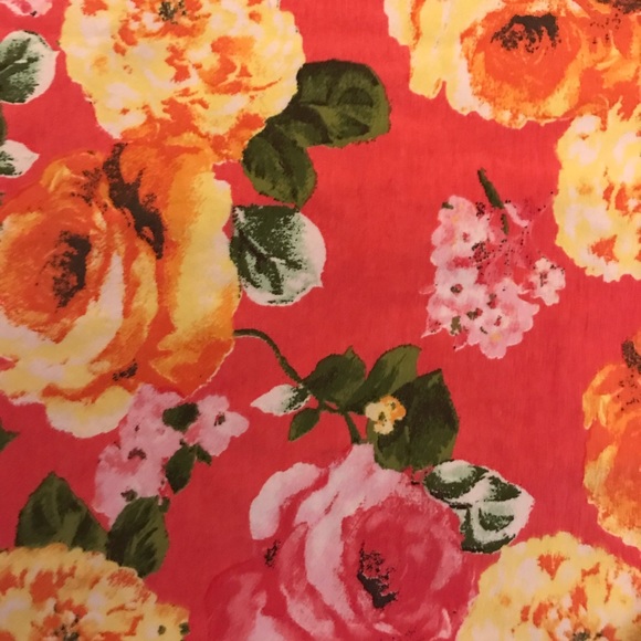 Roses Skirt - Picture 3 of 4